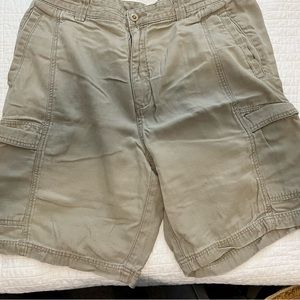 Tommy Bahama shorts